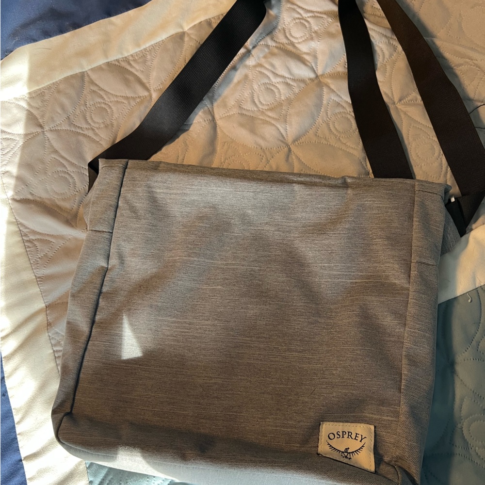 Arcane messenger bag